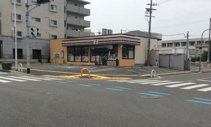 コンビ二：ｾﾌﾞﾝｲﾚﾌﾞﾝ 堺深井沢町店　380m