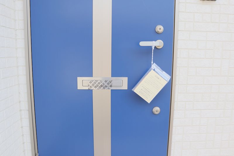 玄関ドアはダブルロックです。