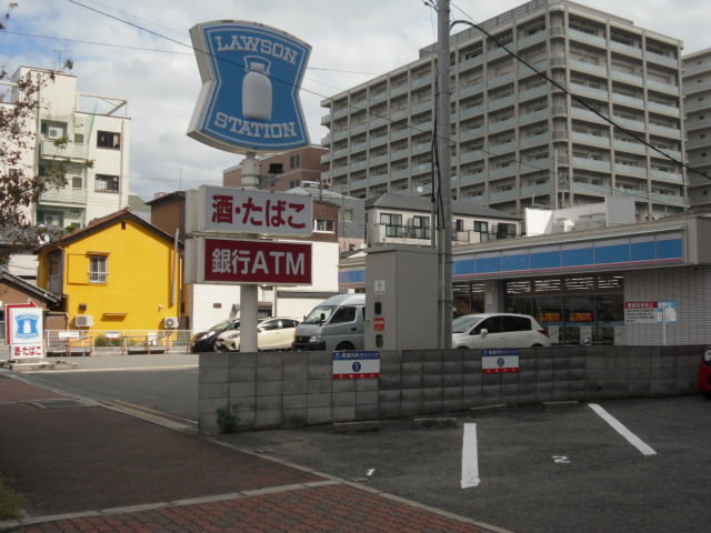 コンビ二：ﾛｰｿﾝ 三田市中央町店　418m