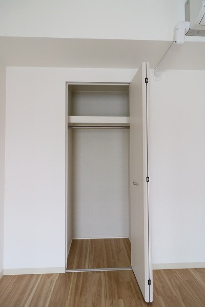6帖洋室のクローゼット収納。」