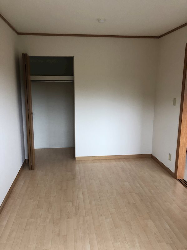 日当たりも良くお部屋が明るいです！