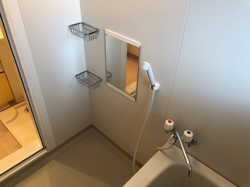バス