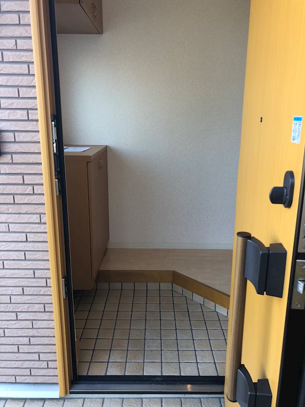 玄関も広く靴が多くても安心！