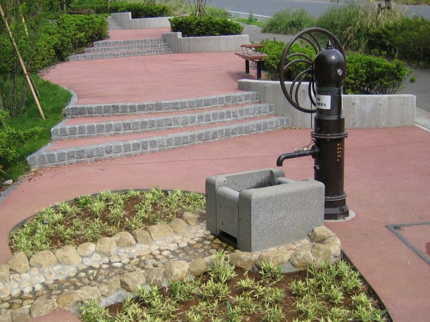 公園：戸塚立山公園　1126m