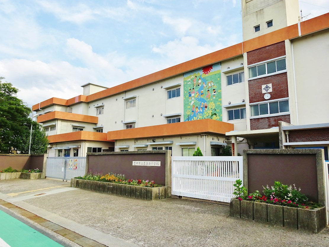 小学校：豊中市立豊島西小学校　1986m