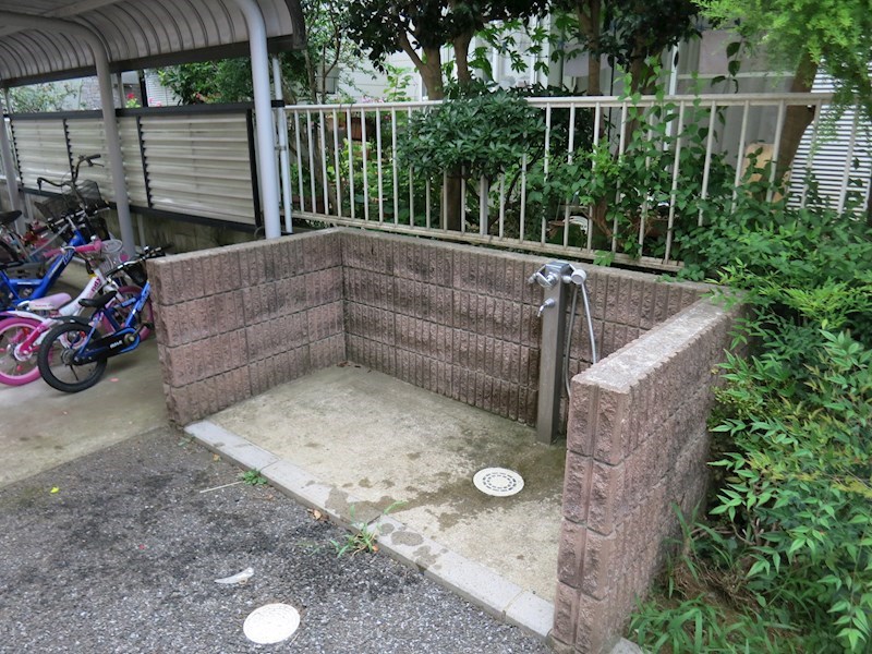 ゴミ置き場