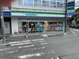 コンビ二：ﾌｧﾐﾘｰﾏｰﾄ 茨木竹橋町店　247m