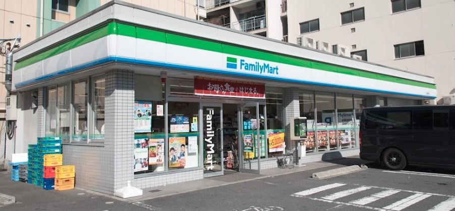 コンビ二：ﾌｧﾐﾘｰﾏｰﾄ 浪速塩草店　193m