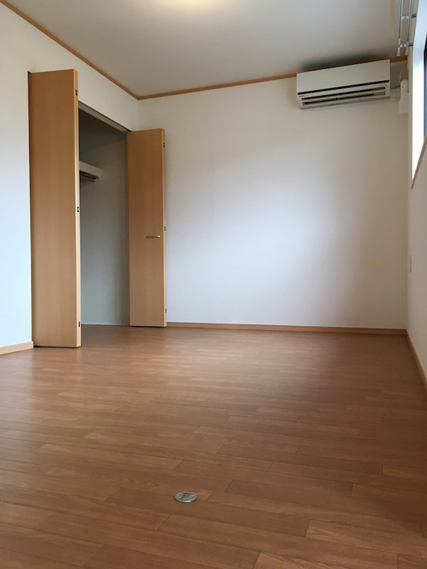 ベッドルーム