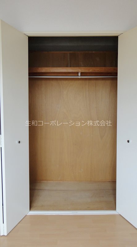 洋室1のクローゼット