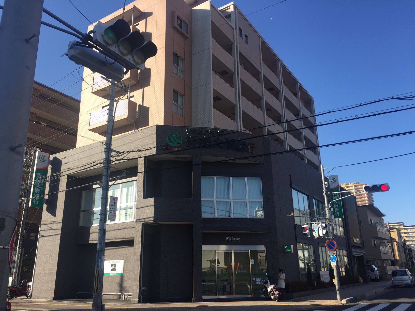 銀行：近畿大阪銀行 住道支店　843m