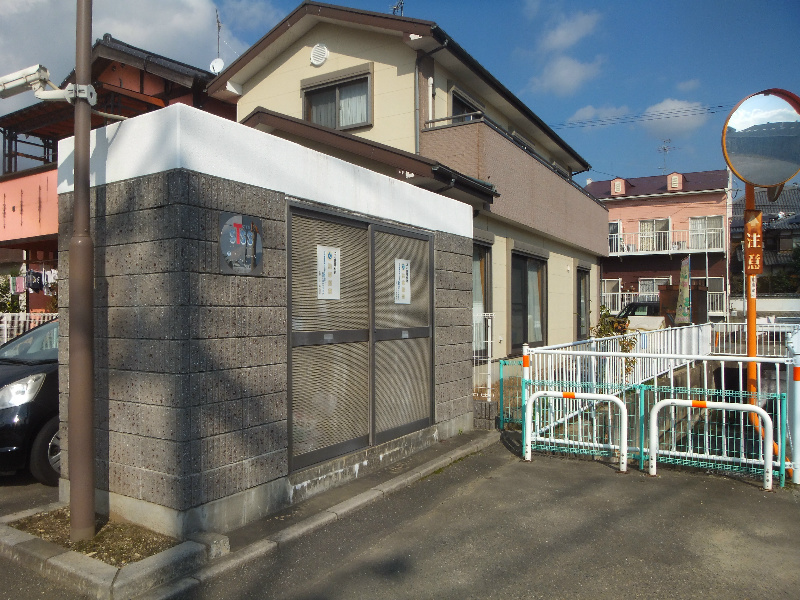 ゴミ置き場