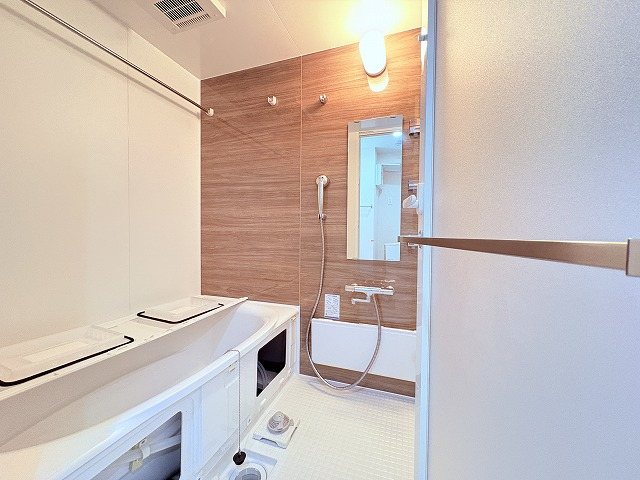 バス