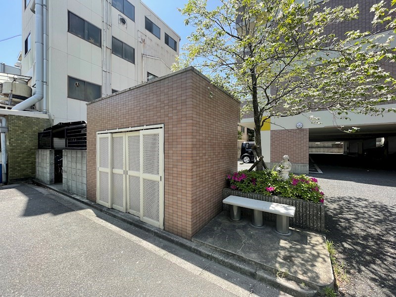 ゴミ置き場