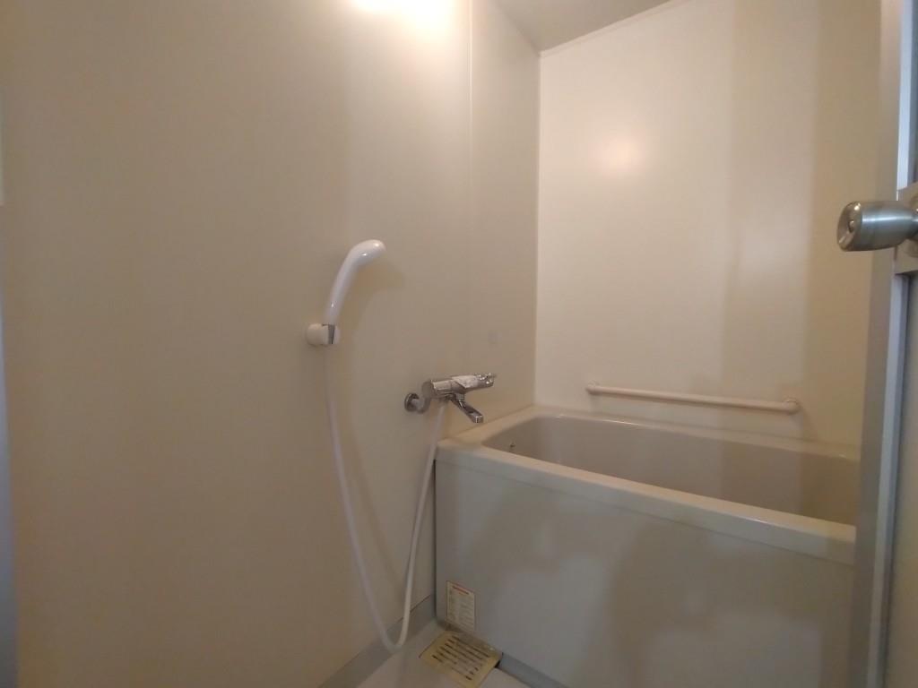 バス